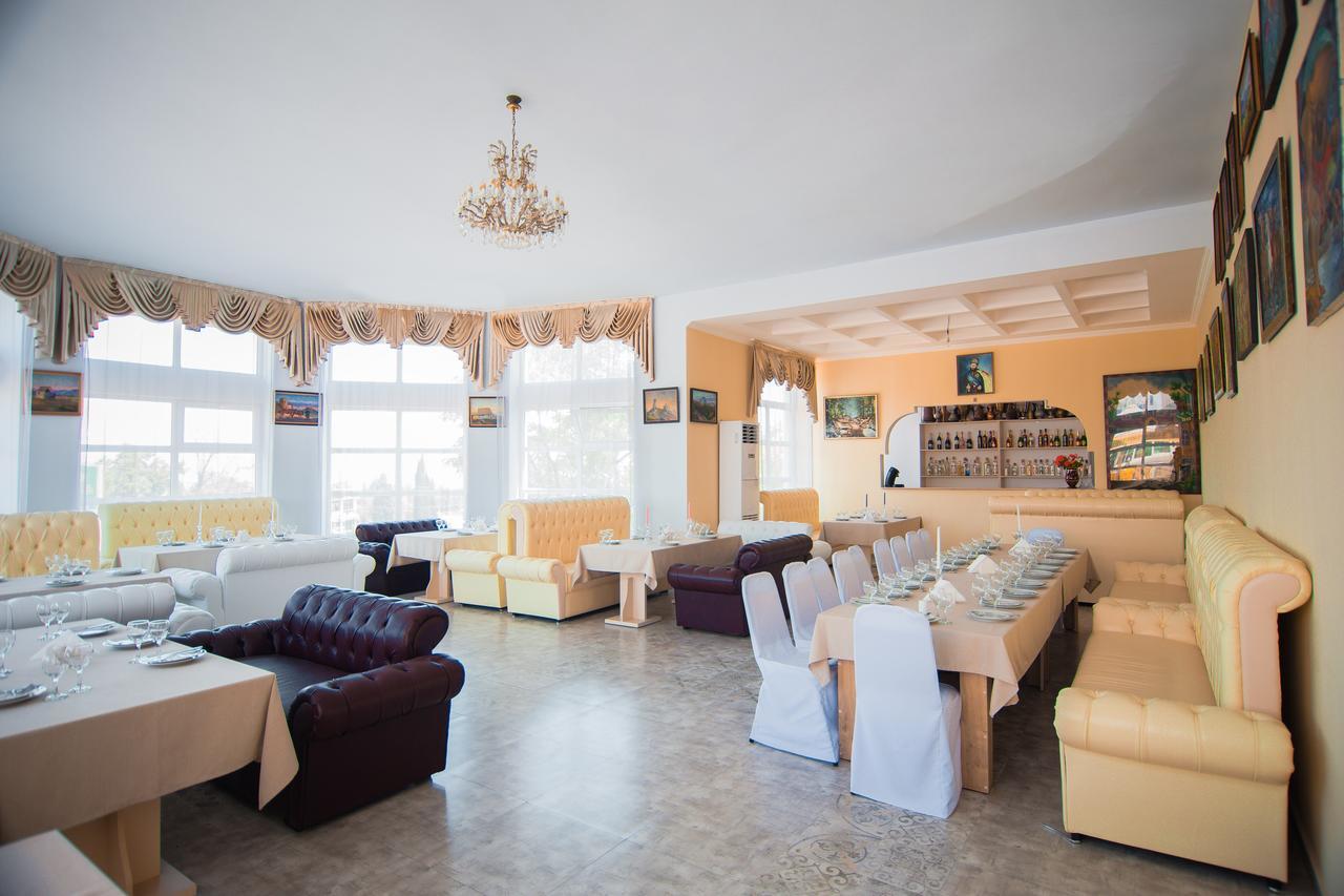 Hotel Tsiskari Телави Екстериор снимка